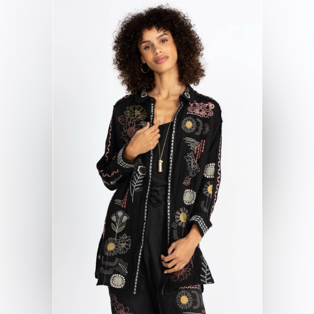 Johnny Was Womens Shirt Size XL Black Zara Tunic Button Down Embroidered